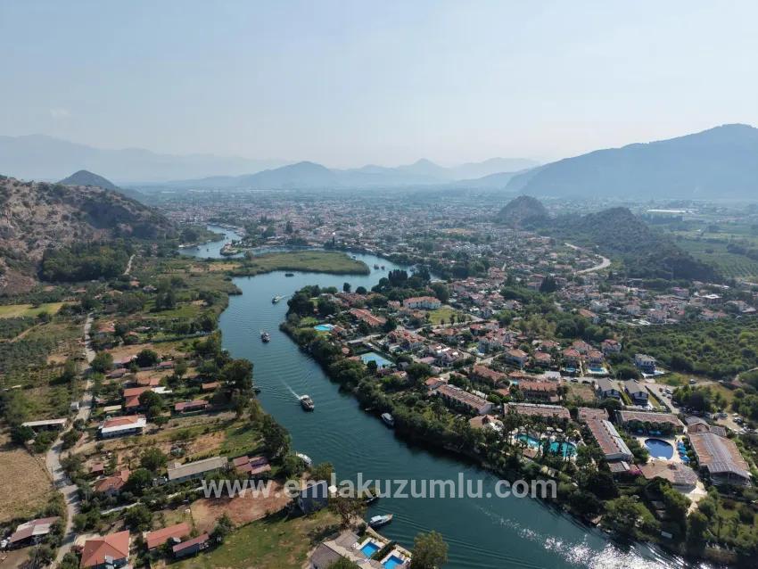 Feld Zu verkaufen in Çandır Bz. Köyceğiz - Feld-Zonierung - 20.000 m²