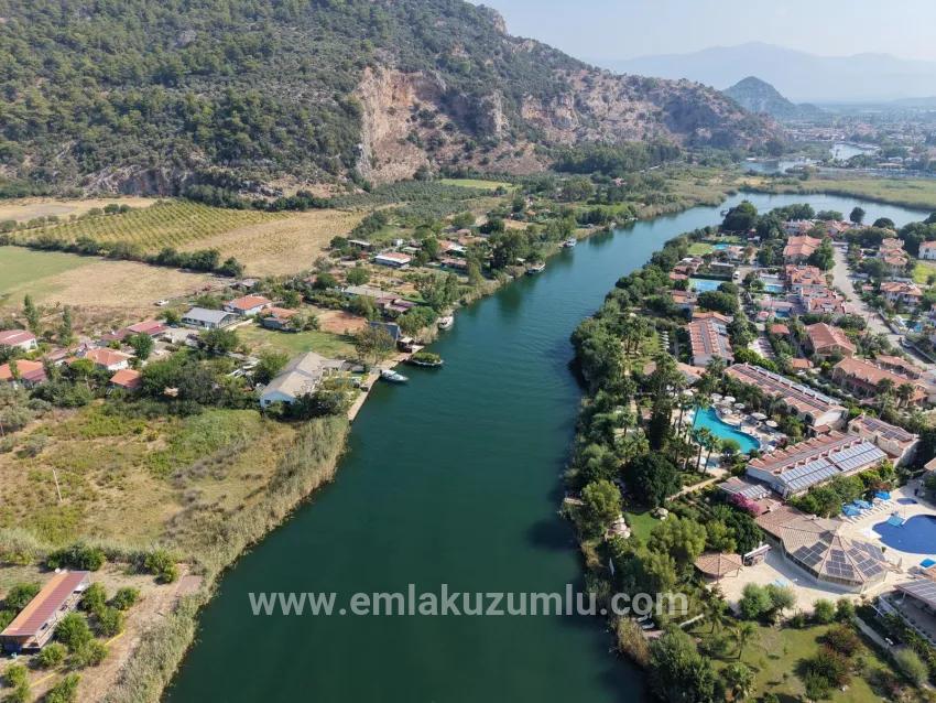 Feld Zu verkaufen in Çandır Bz. Köyceğiz - Feld-Zonierung - 20.000 m²