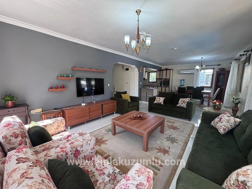 5+1 Villa Zum Verkauf Auf Einem 301 M² Großen Grundstück In Dalyan