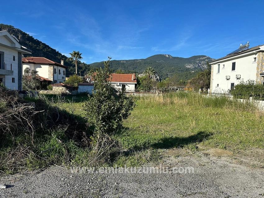 841 M² Großes Grundstück Zum Verkauf In Dalyan Gülpınar Mit 15 % Bebauung.