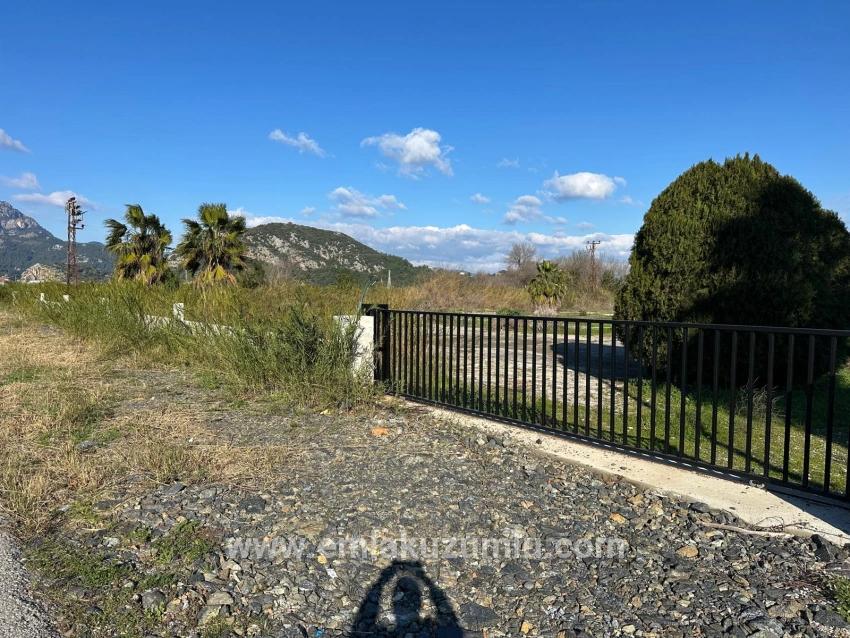 Land Zu verkaufen in Dalyan Bz. Ortaca - Bevorzugte Gegend-Zonierung - 5.111 m²
