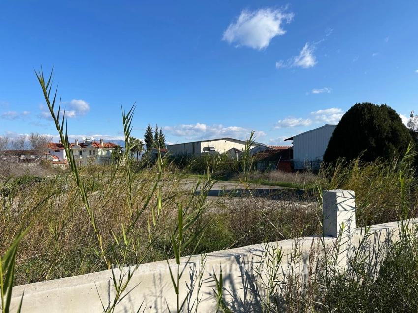 Land Zu verkaufen in Dalyan Bz. Ortaca - Bevorzugte Gegend-Zonierung - 5.111 m²