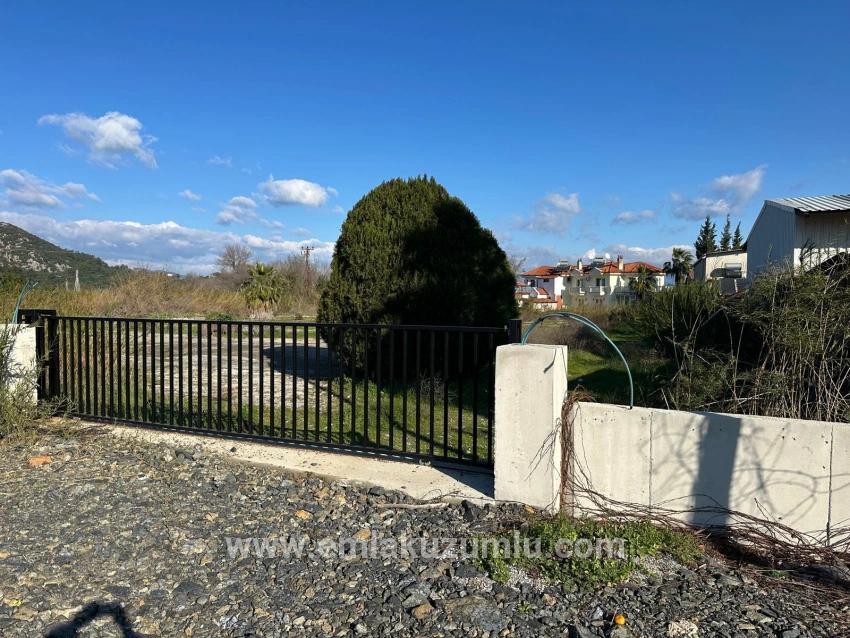 Land Zu verkaufen in Dalyan Bz. Ortaca - Bevorzugte Gegend-Zonierung - 5.111 m²