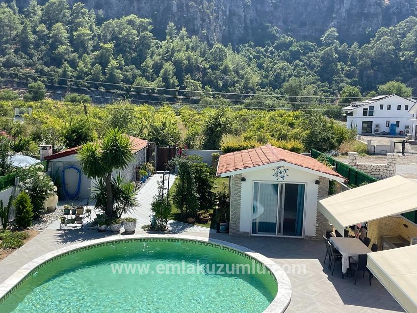 4+1 Villa Zum Verkauf Auf Einem 720 M² Großen Grundstück In Dalyan Gülpınar