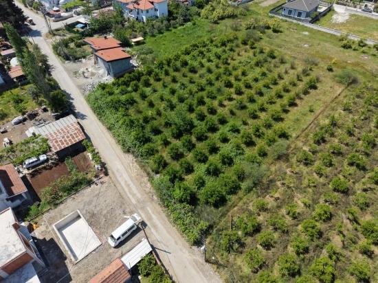 Grundstück Zum Verkauf In Okçular, 1050 M², Im Wohngebiet Des Dorfes.