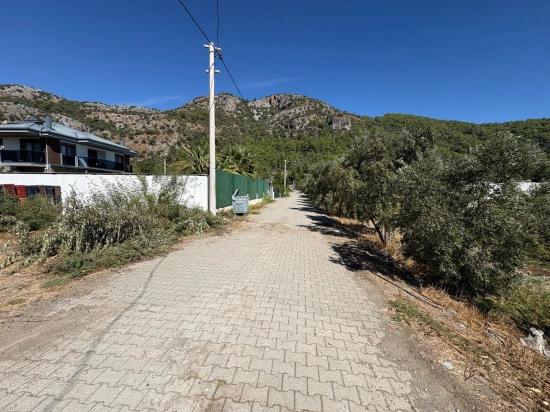 Grundstück Mit Baugenehmigung Im Dorfsiedlungsgebiet Von Mergenli Zu Verkaufen
