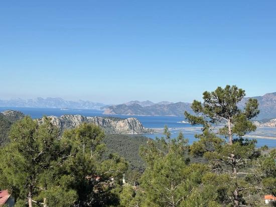 1000 M² Großes Grundstück Mit Meerblick Im Wohngebiet Gökbel Village Zu Verkaufen