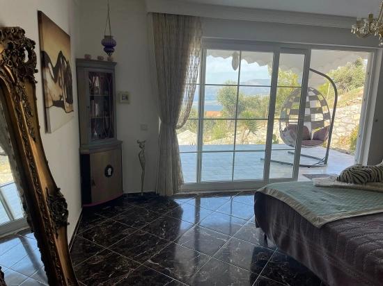 Vip-villa In Gökbel Zu Verkaufen, Auf Einem 5000 M² Großen Grundstück Mit Freiem Meerblick.