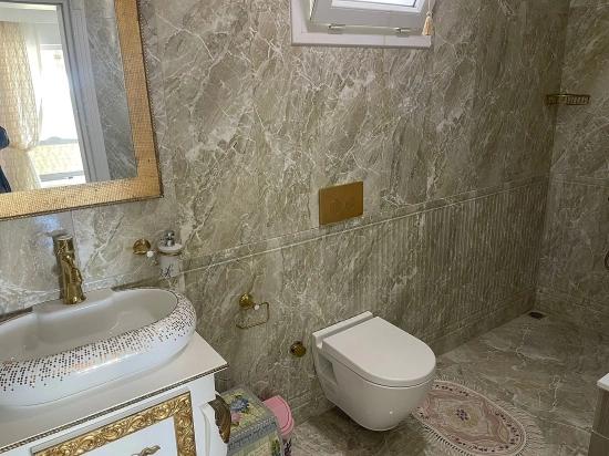 Vip-villa In Gökbel Zu Verkaufen, Auf Einem 5000 M² Großen Grundstück Mit Freiem Meerblick.