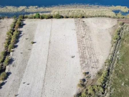 3210M2 2B Grundstück Zum Verkauf Am See In Çandır