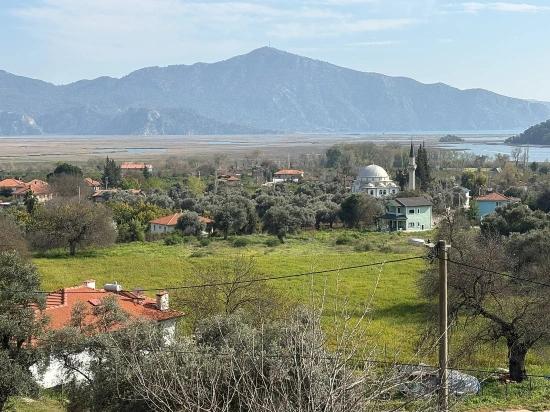 2.023 M² Großes Grundstück In Çandır Village, Köyceğiz, Zu Verkaufen, Mit Miteigentum Und Freiwilliger Aufteilung.