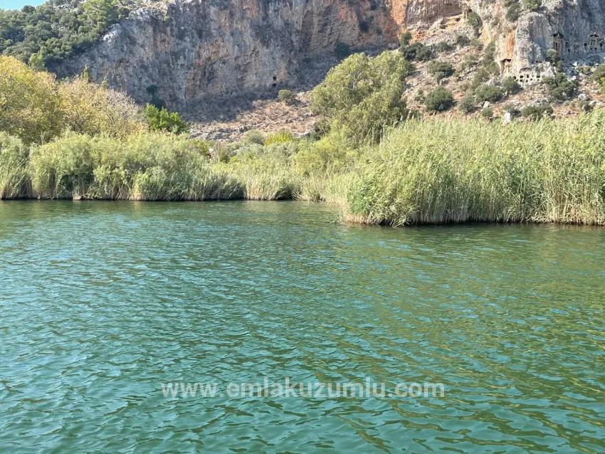 2765m2 Detached House For Sale In Çandır, Right Next To The Canal