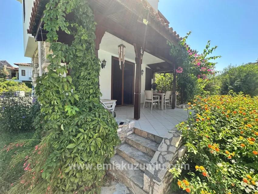 Dalyan Gülpınar'da Site Içerisinde 2+1 Satılık Villa Translates To Dalyan Gülpınar In The Site 2+1 For Sale Villa, However Following The Rules: In Gülpınar, Dalyan, Within The Site 2+1 Villa For Sale