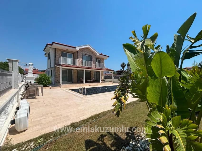 Ortaca Dalyan Mah. Satılık 4+1 Villa - 500 m²