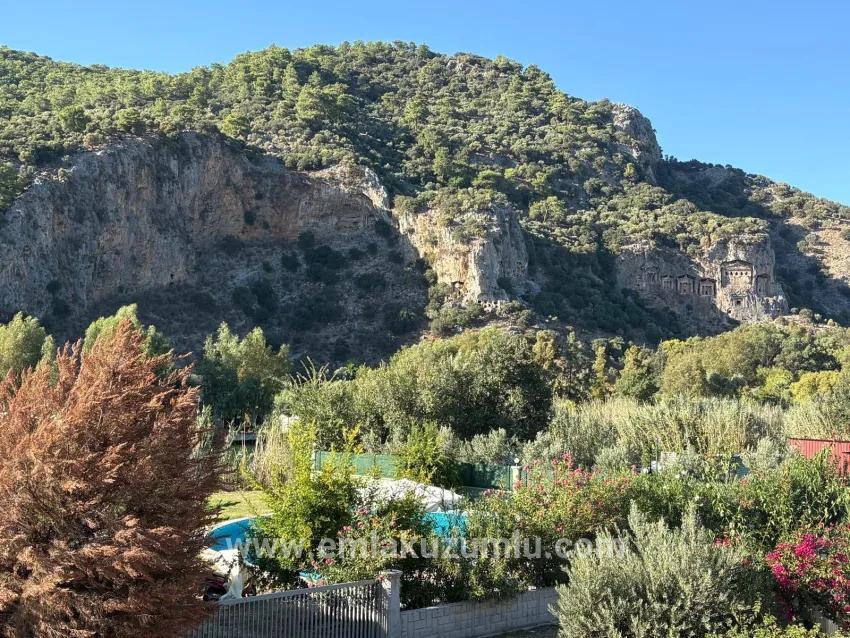 Ortaca Dalyan Mah. Satılık 4+2 Villa - 200 m²