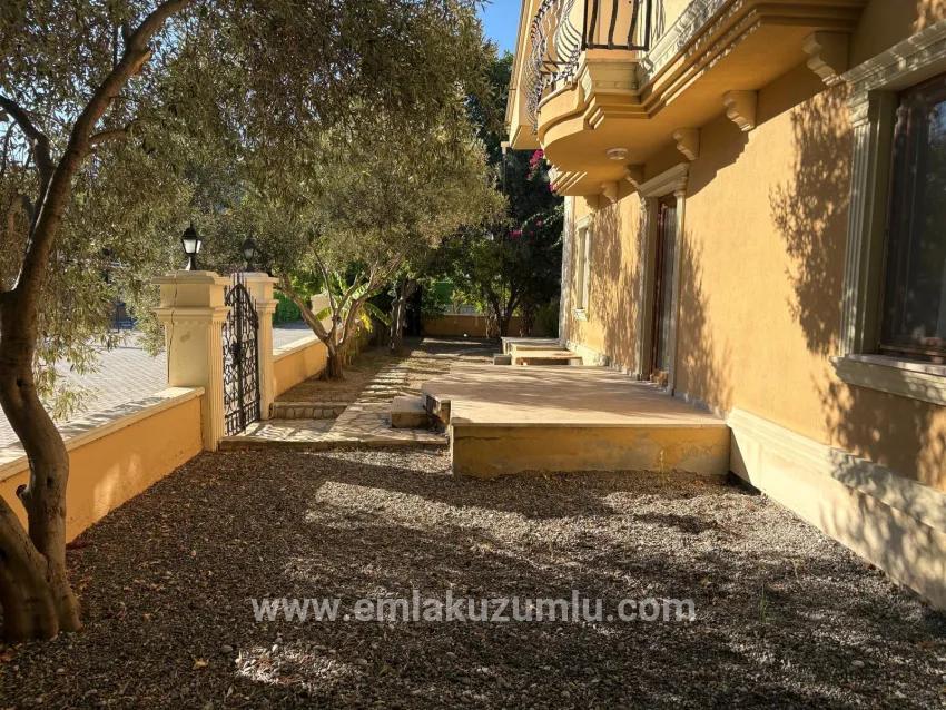 Ortaca Dalyan Mah. Satılık 4+2 Villa - 200 m²
