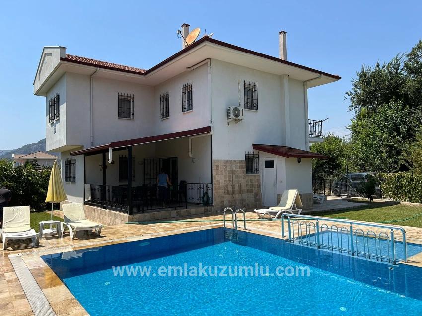 Ortaca Dalyan Mah. Satılık 3+1 Villa - 600 m²