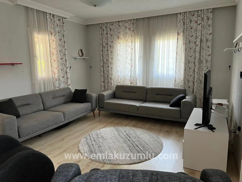 Dalyan'da Köşebaşı 600m2 Arsa İçerisinde 3+1 Satılık Villa