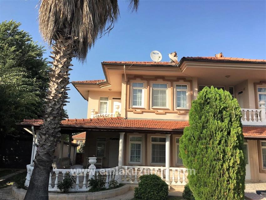 Dalyan'da 1000m2 Arsa İçerisinde 4+1 Satılık Villa
