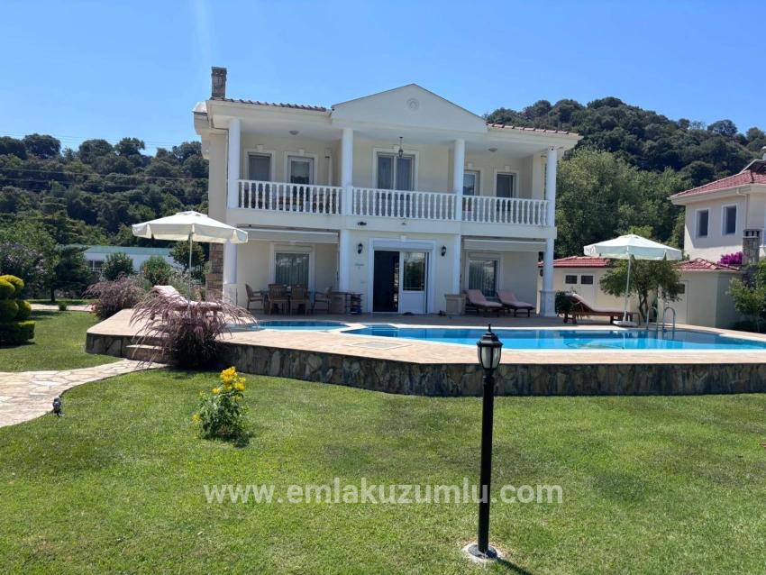 Dalyan'da 848m2 Kral Mezarları Manzaralı 3+1 Satılık Villa