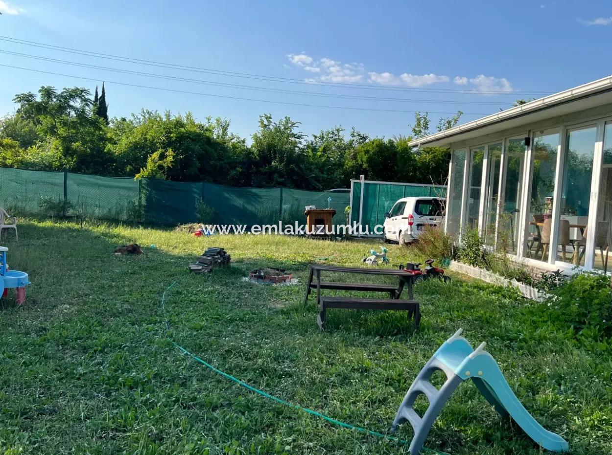 Eskiköy'de 1000M2 Arsa İçerisinde 2+1 Satılık Müstakil Evi