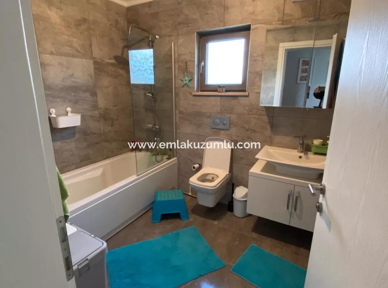 Okçular'da Satılık Villa Lüks 5 Yatak Odalı Satılık Villa