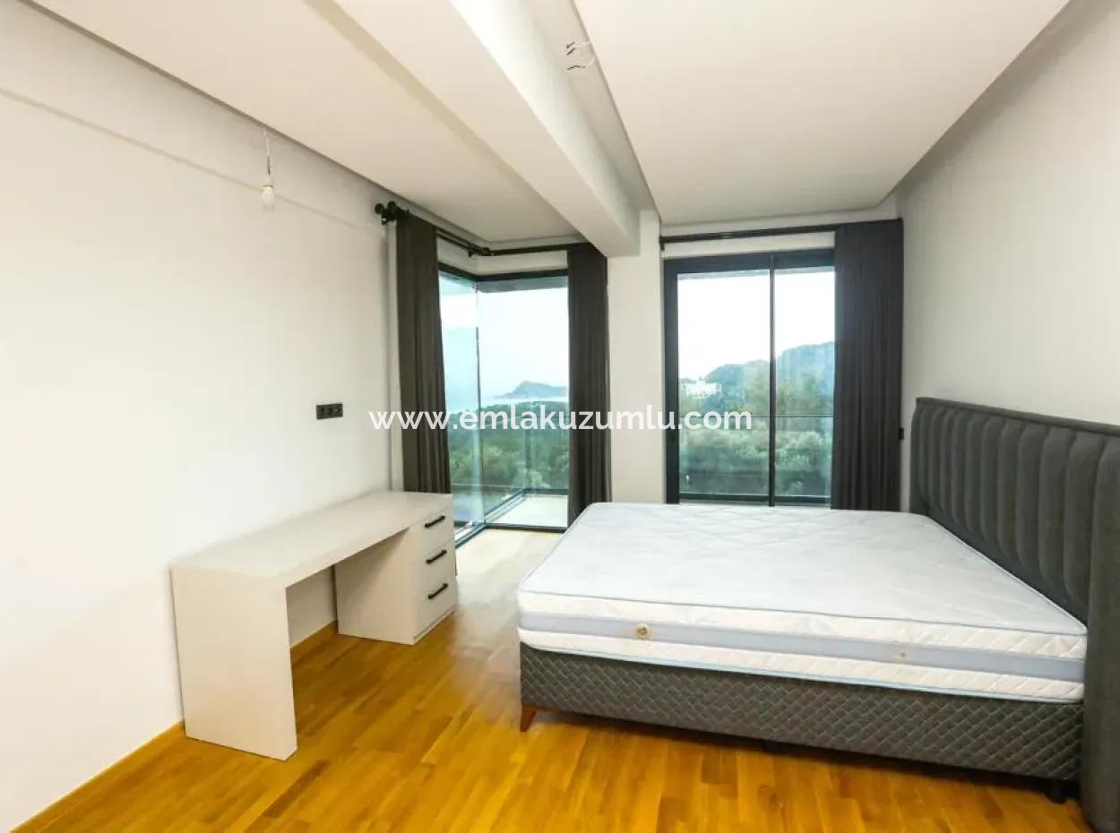 Sarıgerme'de Deniz Manzaralı Satılık Taş Villa