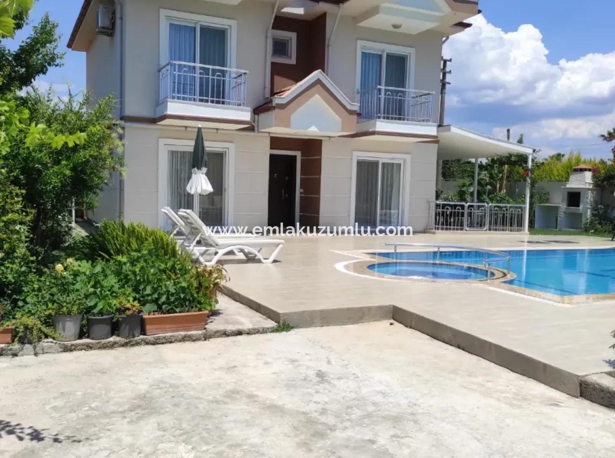 Dalyan Gülpınar'köşebaşı 545M2 Arsa İçinde Satılık 4+1 Villa