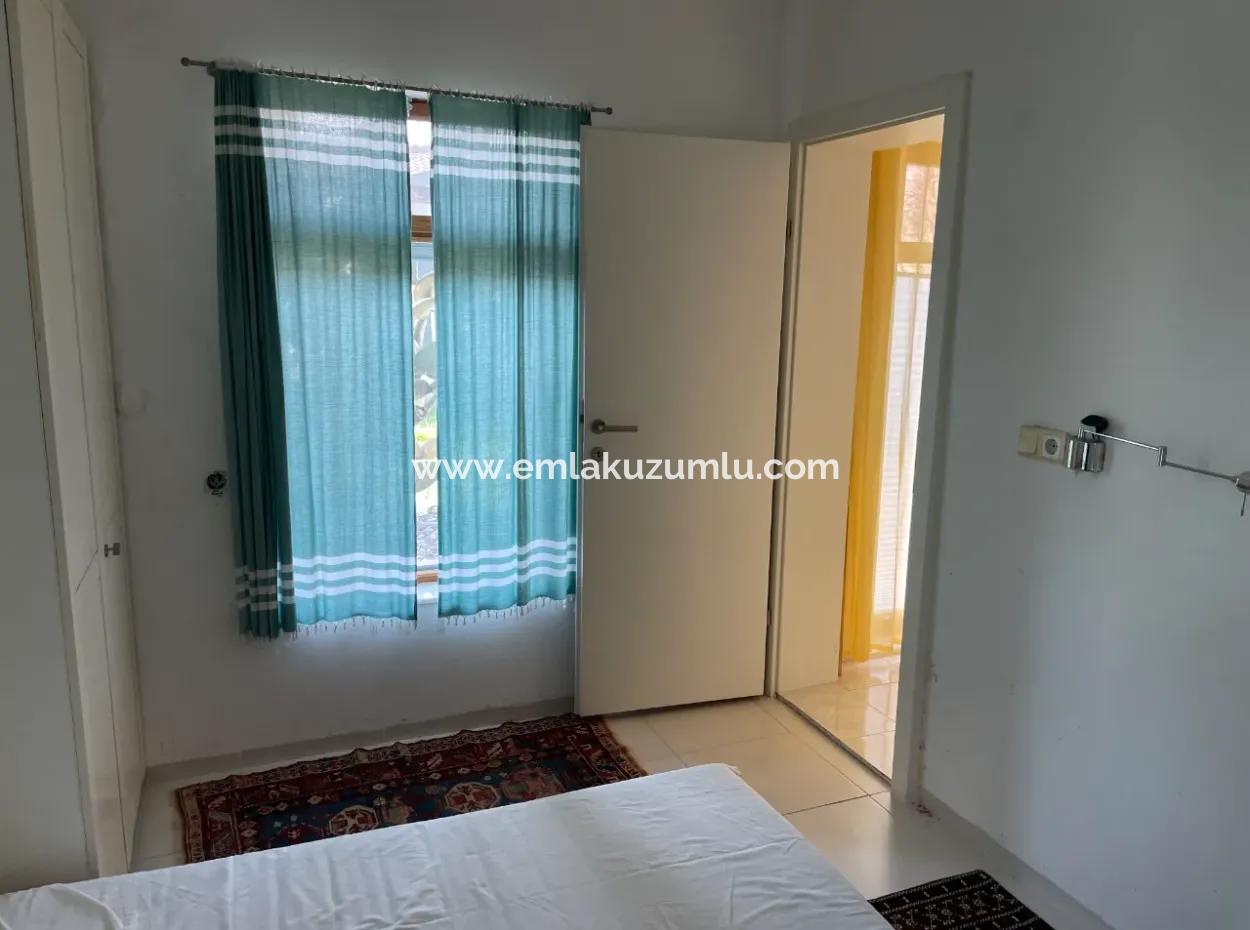 Eskiköy'de 2882 M2 Arsa İçerisinde Müstakil Satılık Tek Katlı Ev